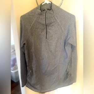 Athleta long sleeve shirt Size XL